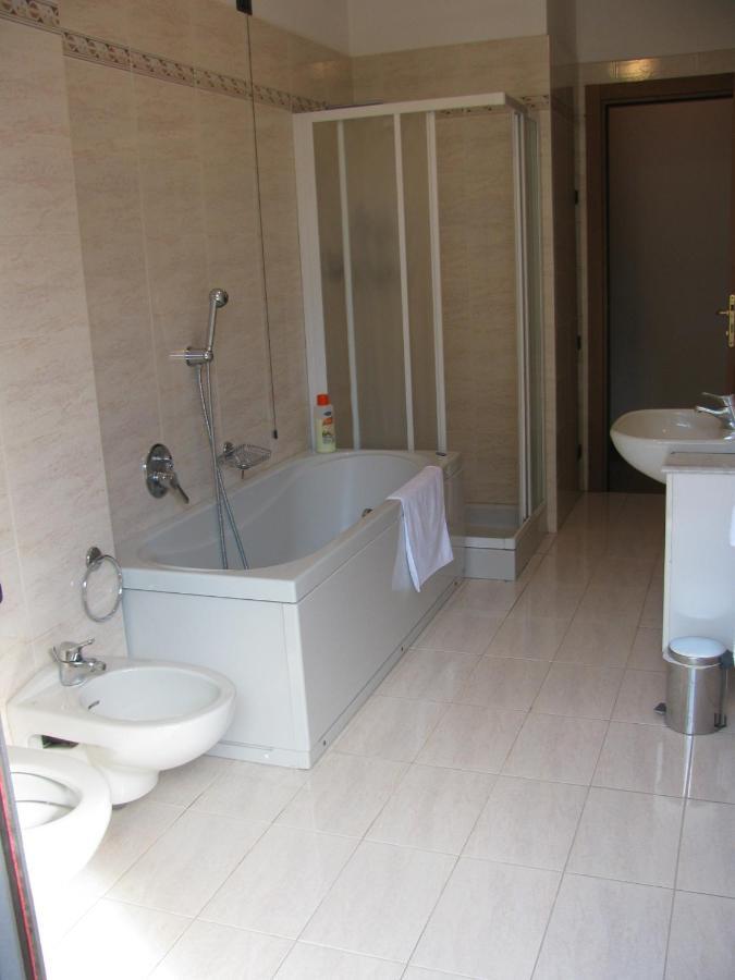 Mirabell Hotel Trezzo sull'Adda Room photo